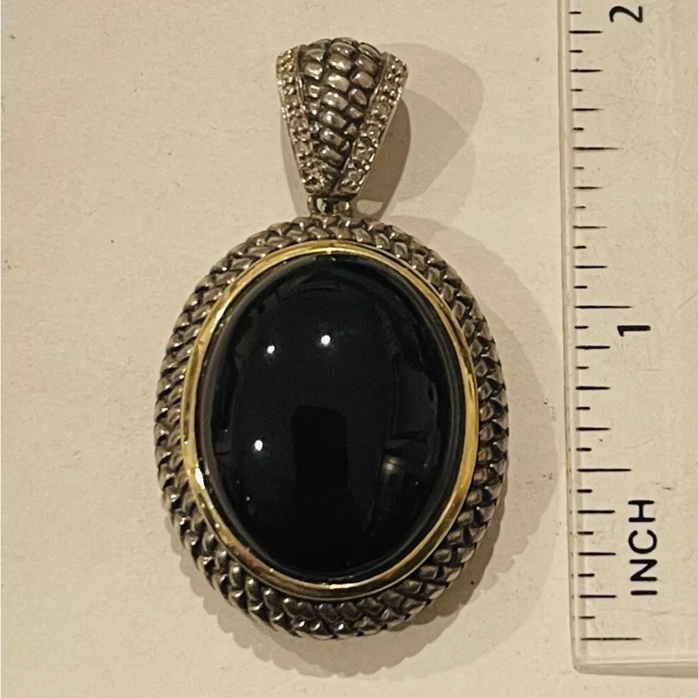 Town & Country Sterling ,14k Cabochon Onyx Diamond Pendant & chain